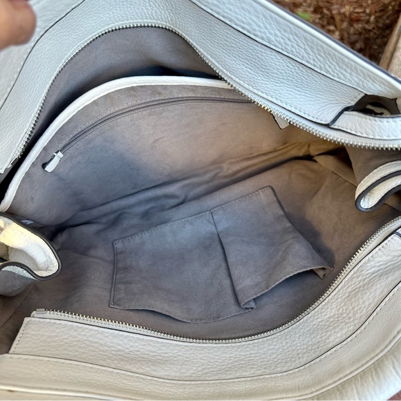 Vince Camuto Aylif Zip Gusset Leather Tote Bag - Picture 12 of 14